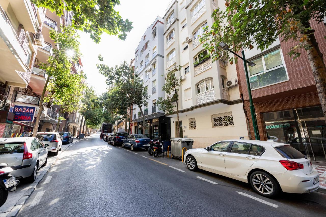 Apartamento Ferrandiz Malaga Bagian luar foto