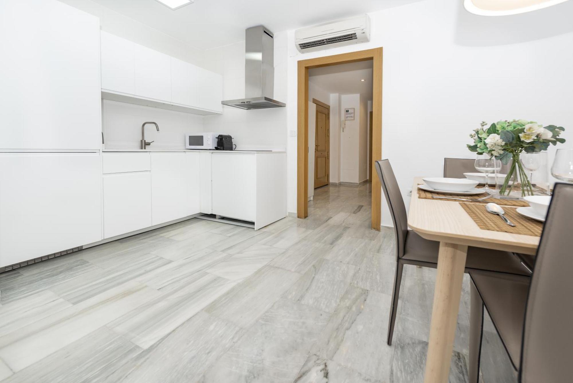 Apartamento Ferrandiz Malaga Bagian luar foto